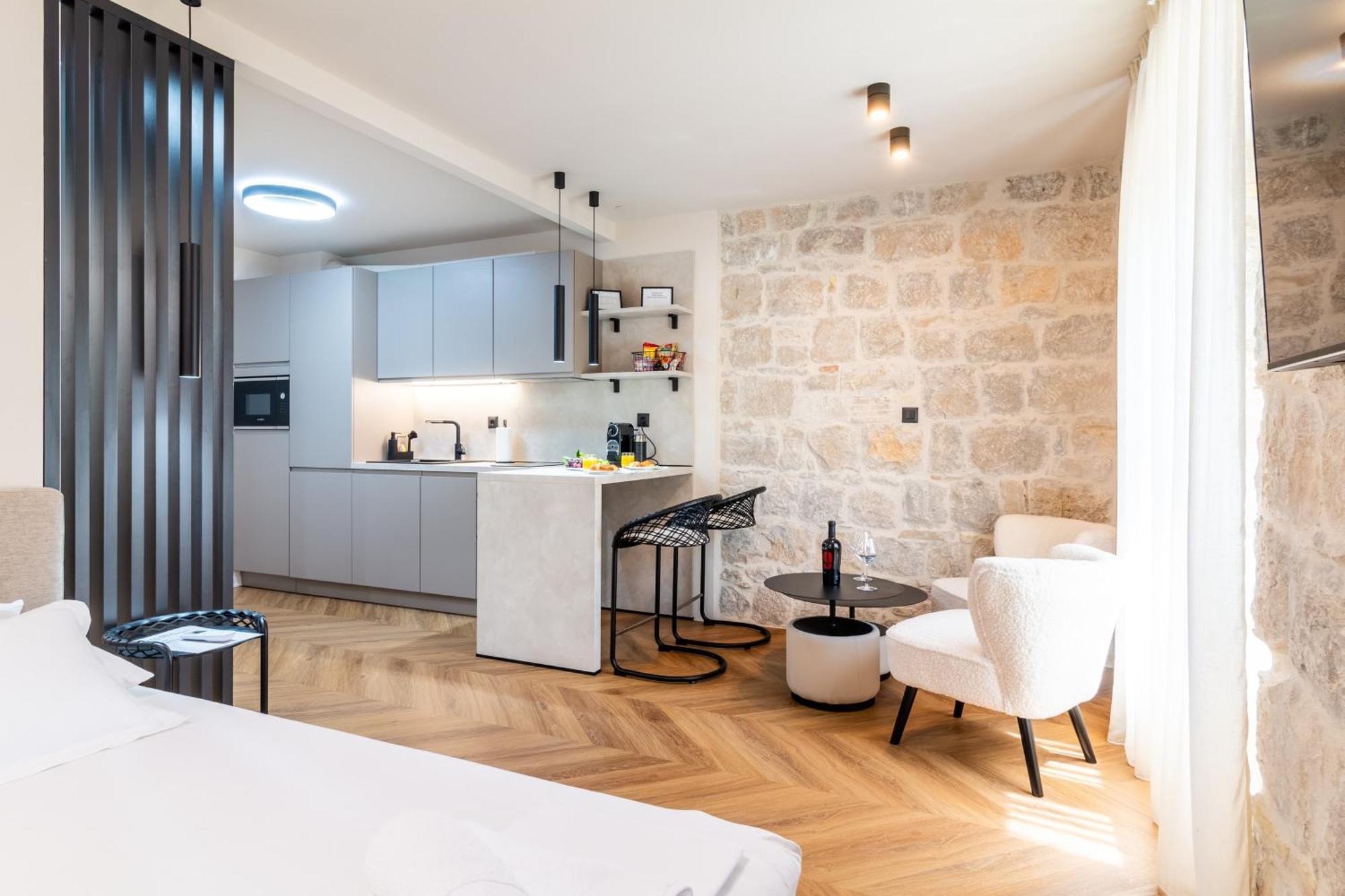 Apartment Centre In Stone House Split Zewnętrze zdjęcie